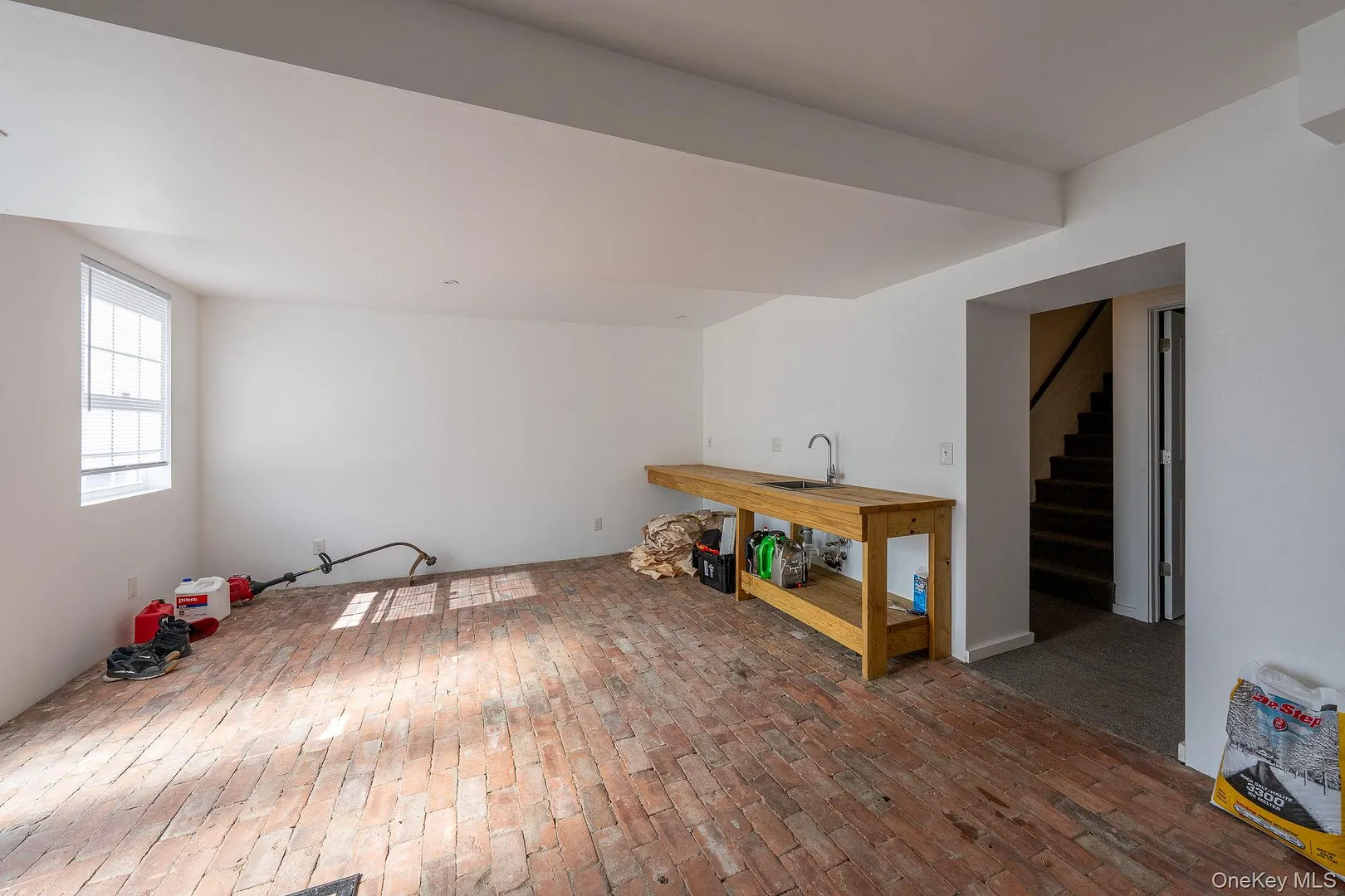 27 Walnut Street Photo 26