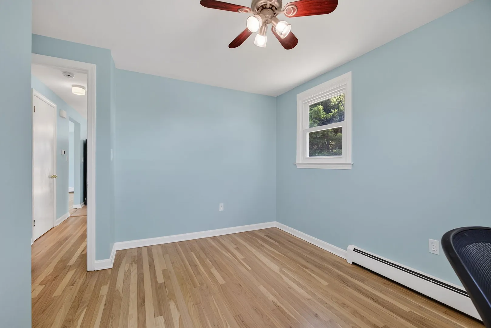 8 Pleasant Street Photo 19