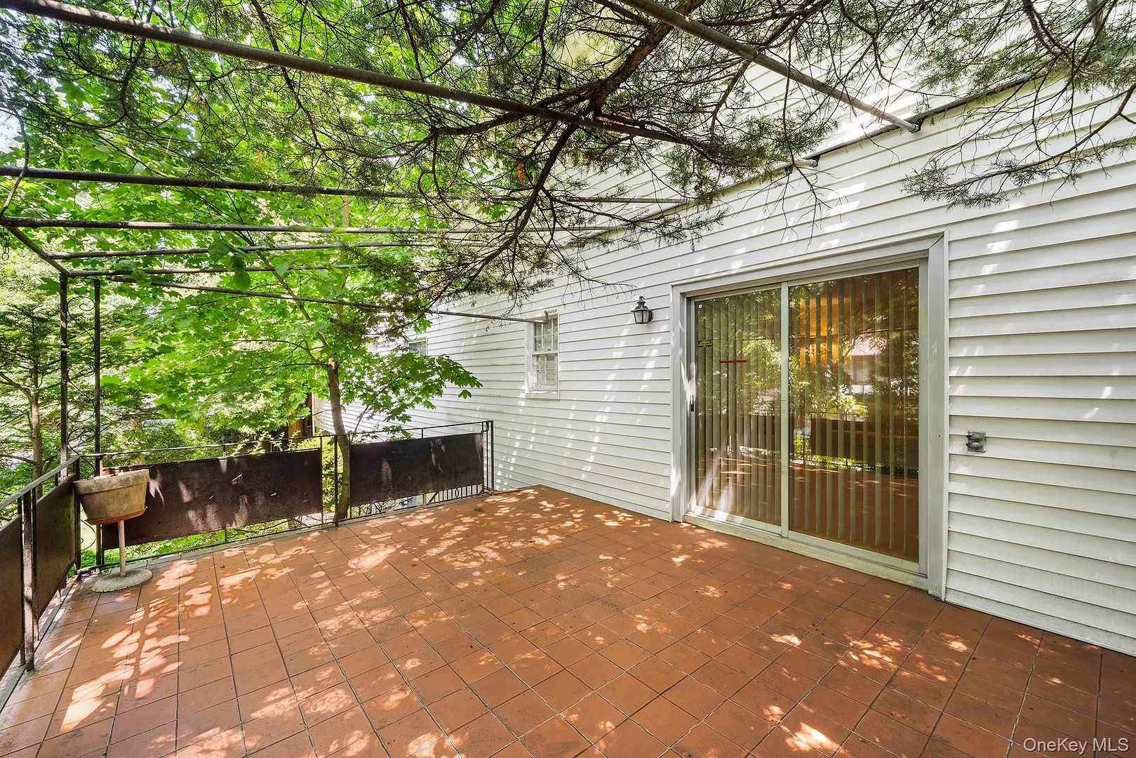 19 Carlton Road Photo 35
