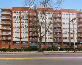 370 Westchester Avenue  #4A