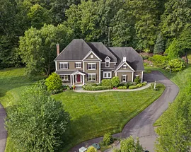 5 Champlains Drive
