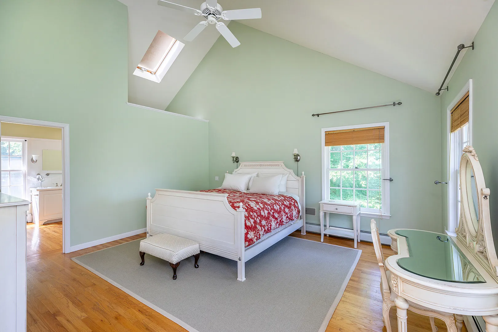 37 Woodruff Lane Photo 19