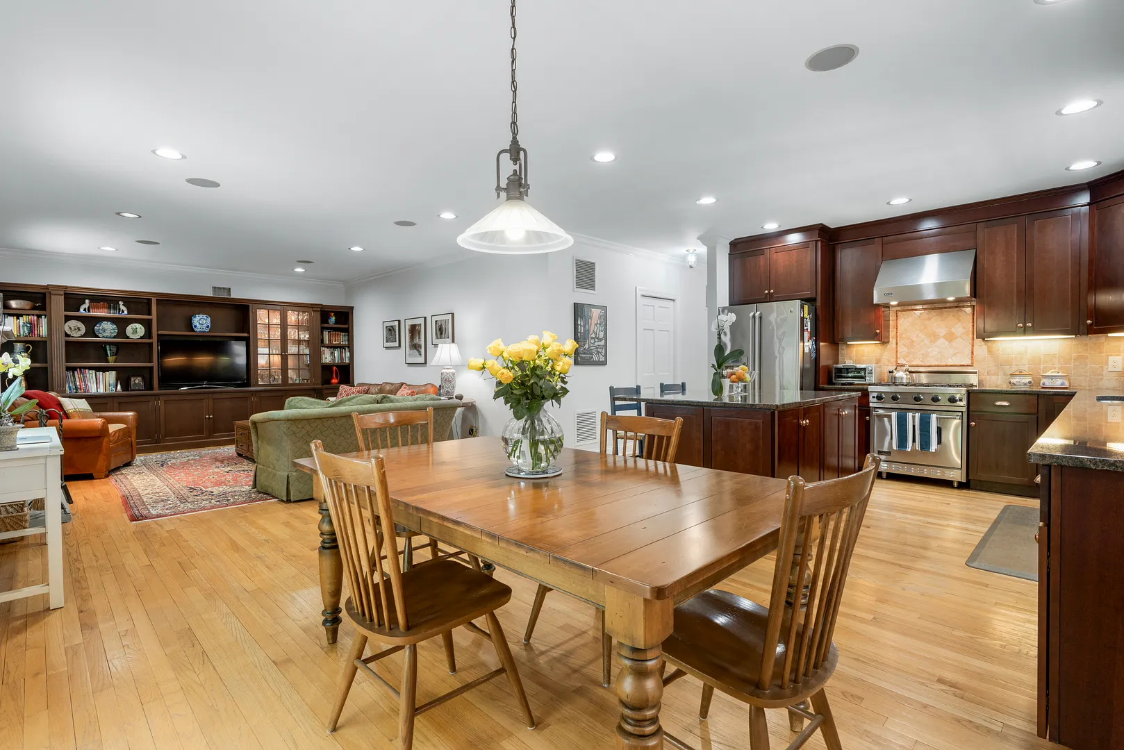 525 Carroll Avenue Photo 12