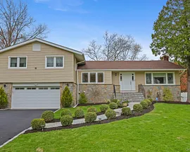 24 Aspen Road