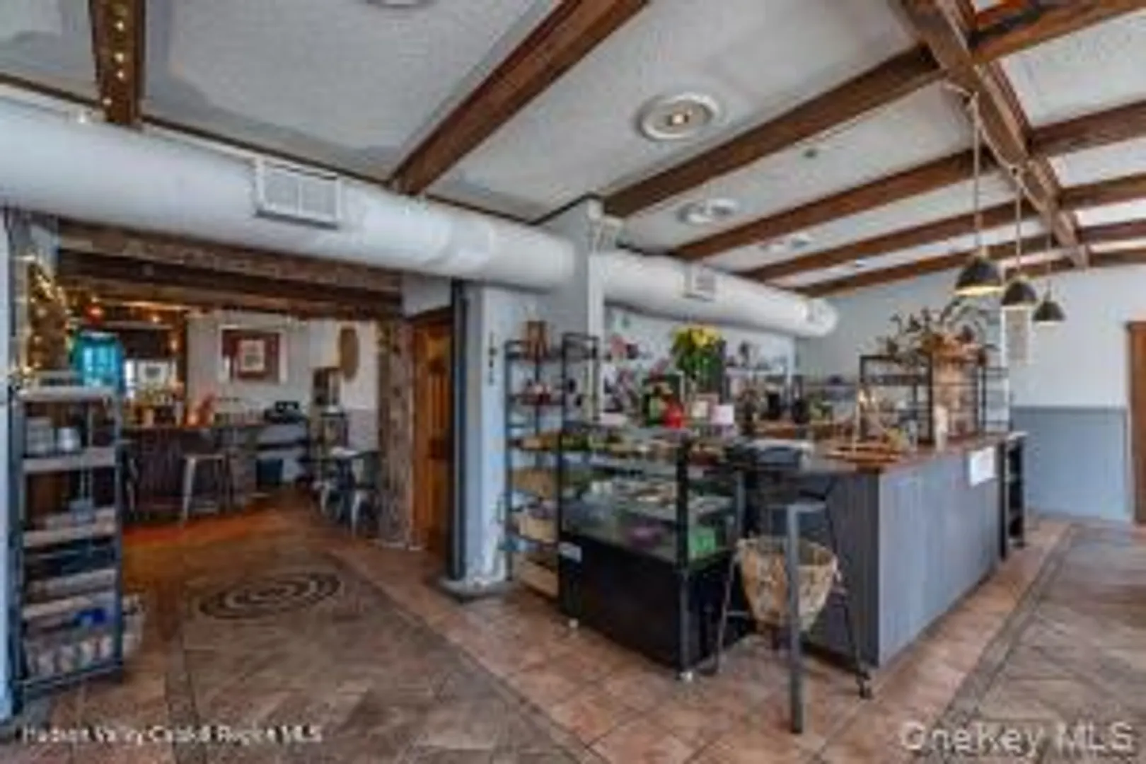 666 Broadway Photo 10
