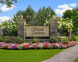 9 Bryant Crescent  #1J