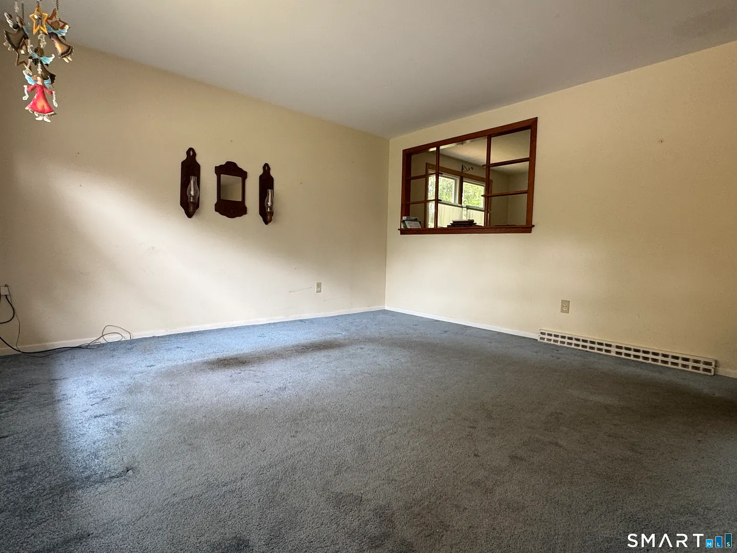 665 Bradley Street Photo 13