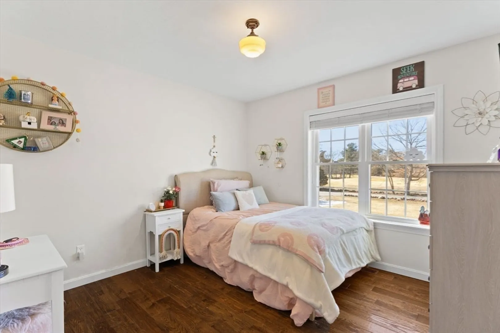 207 Oak St Photo 25