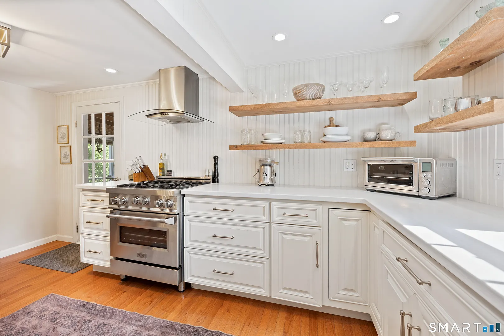 18 Willow Lane Photo 11