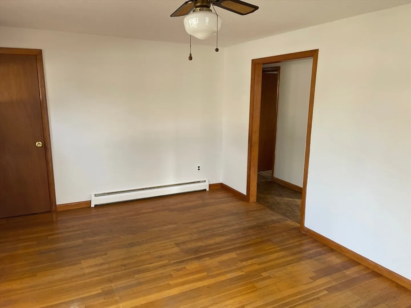 32 Mason Ave Photo 3