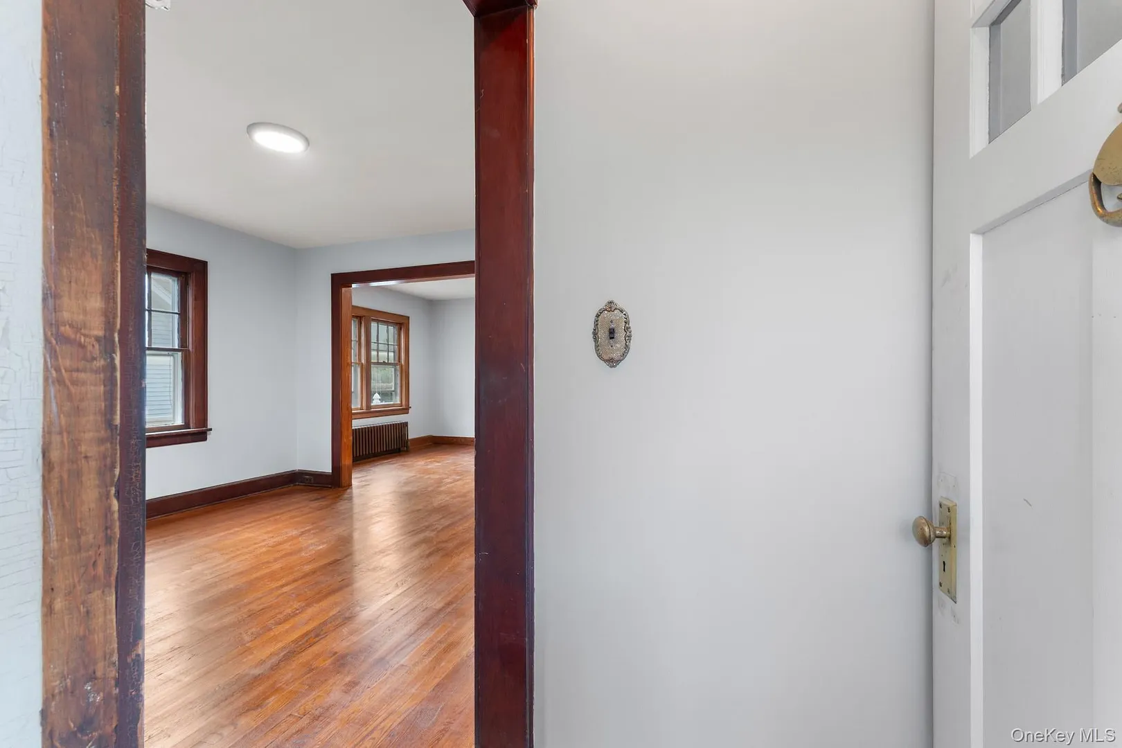 16 Oak Terrace Photo 3