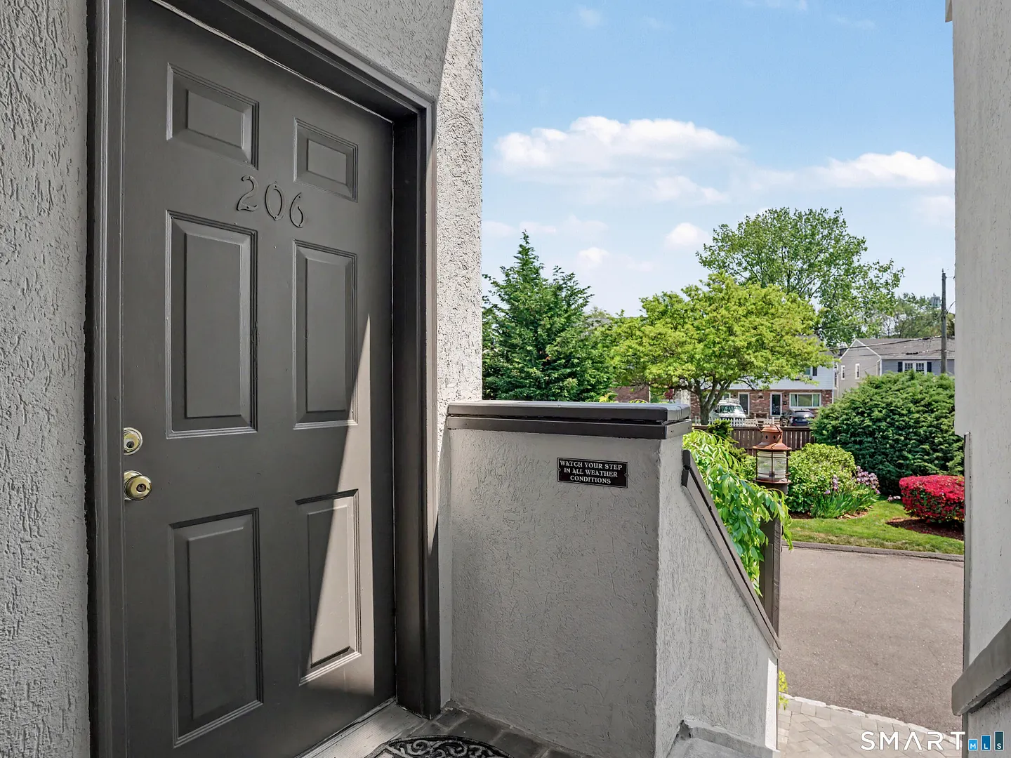 89 Harbor Drive  #206 Photo 2