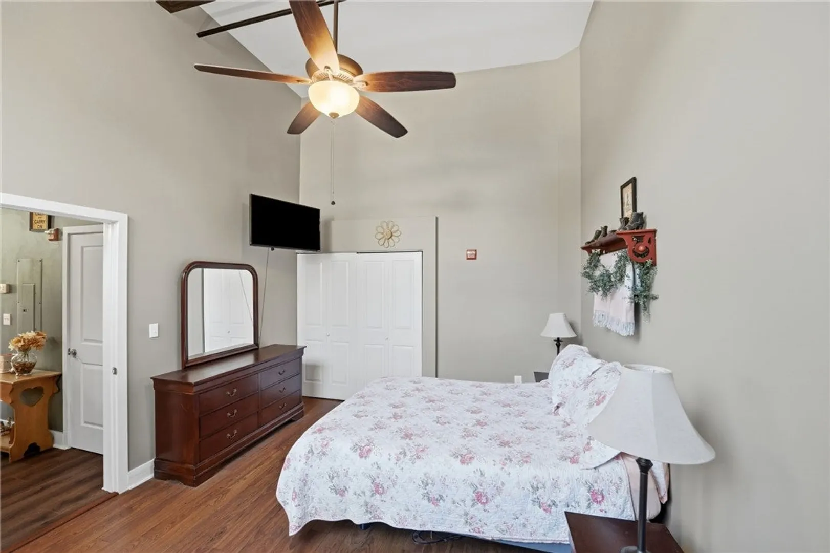 180 Allen Street  #101 Photo 14