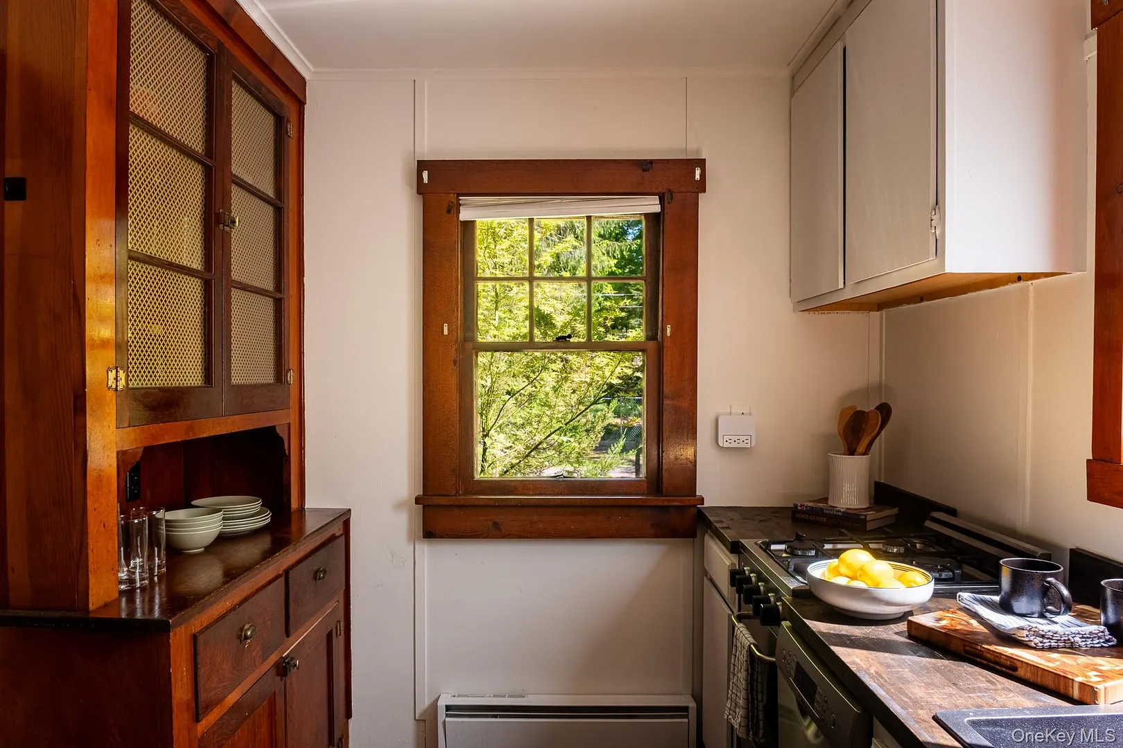18 W Mitchell Street Photo 12