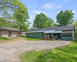 192 Curran Rd