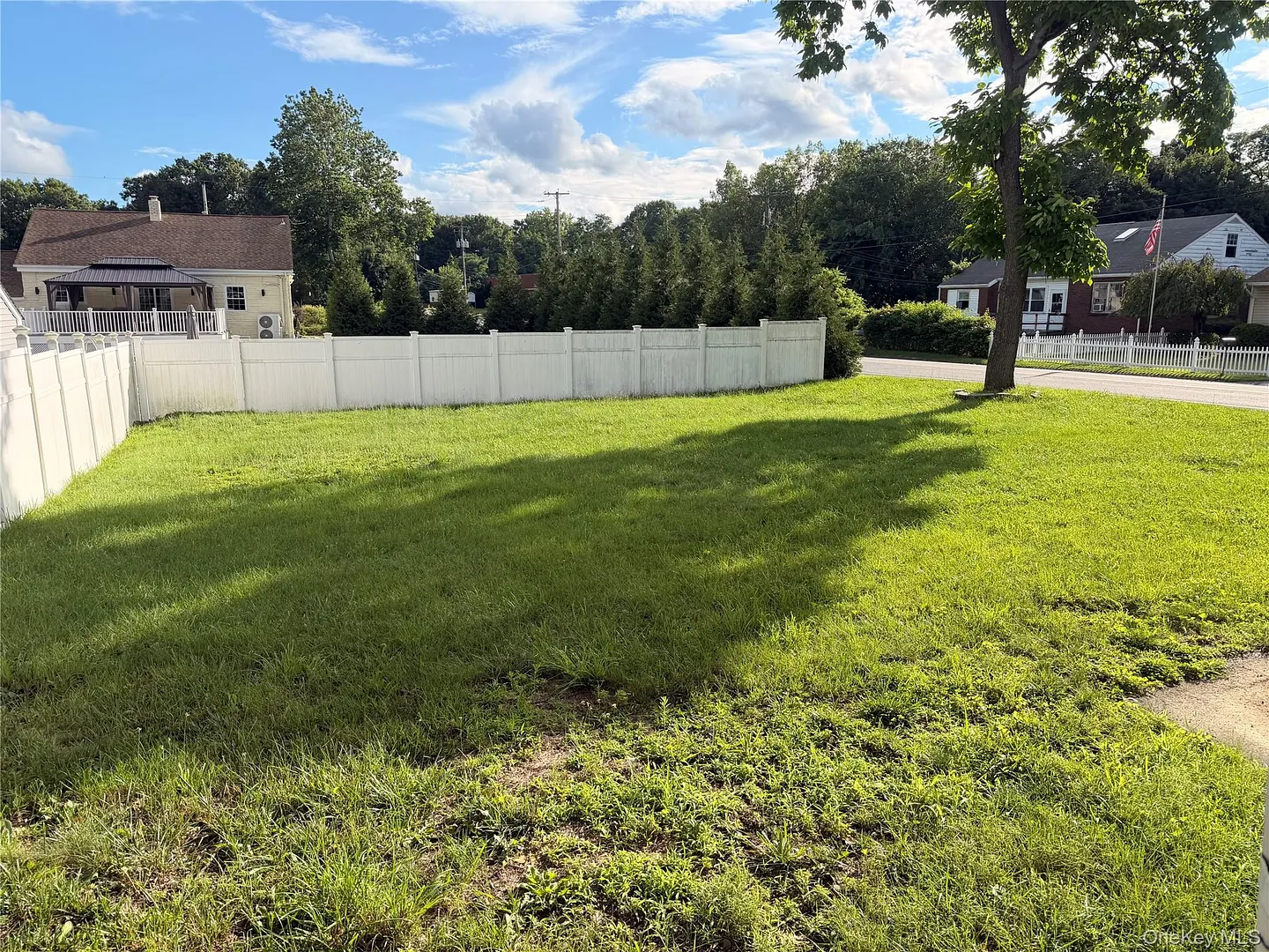 27 Walnut Street Photo 32