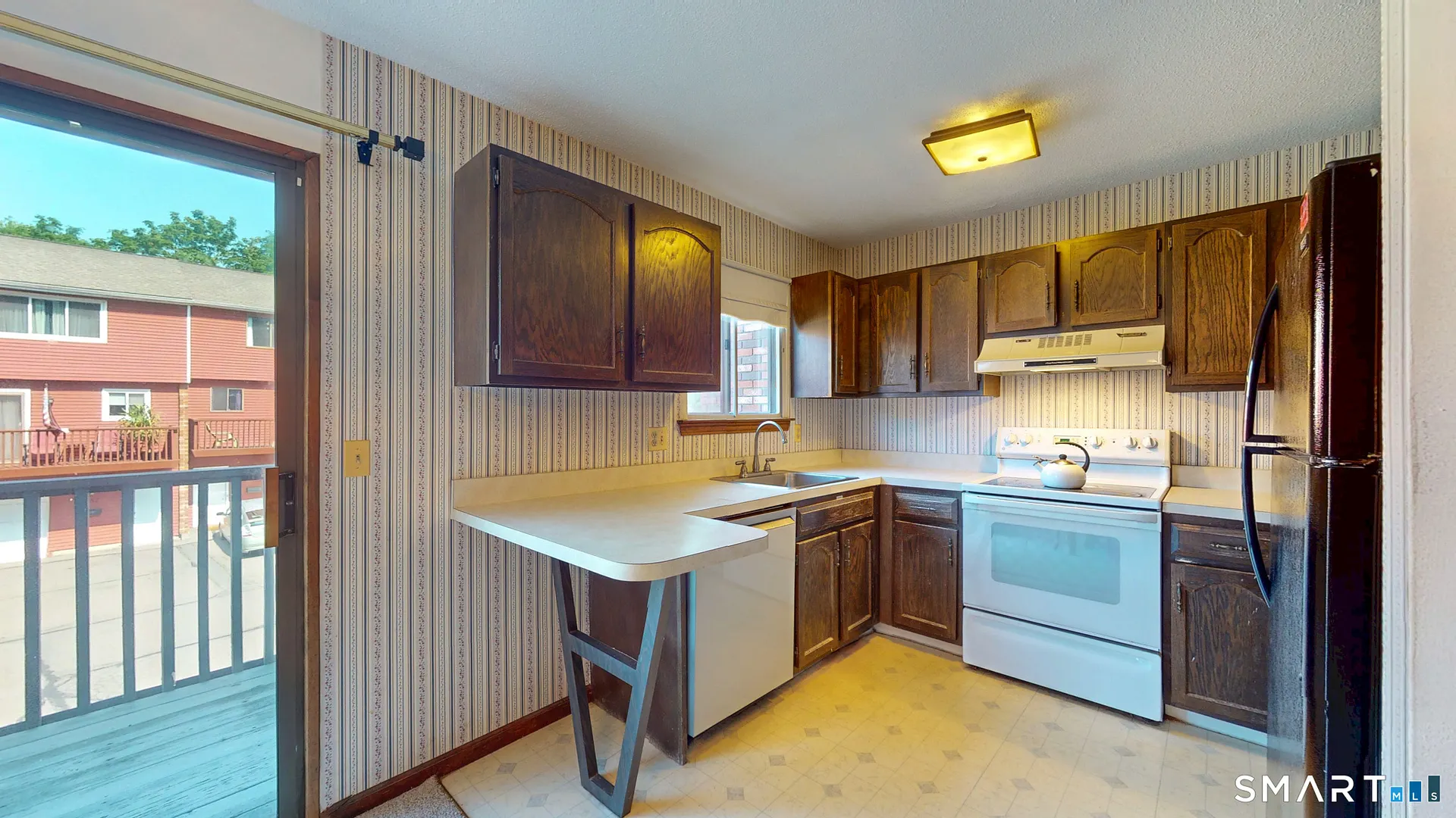 563 Churchill Drive #563 Photo 7