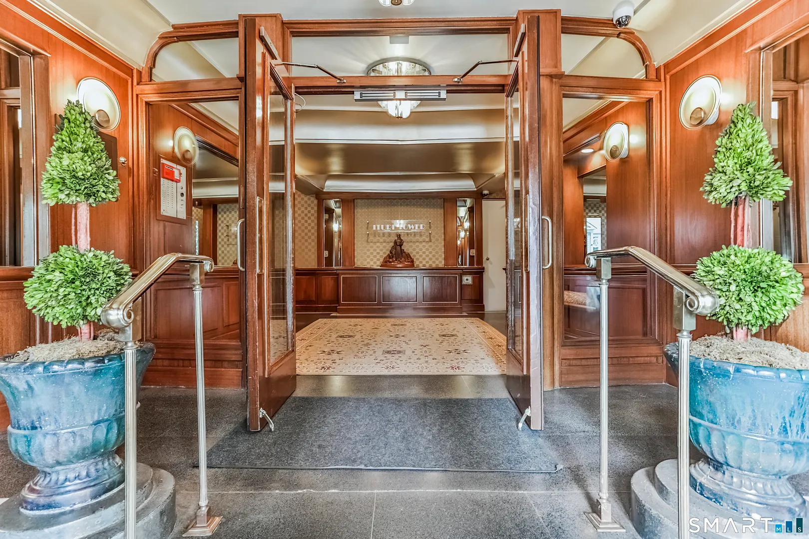15 Lafayette Court  #1B Photo 3