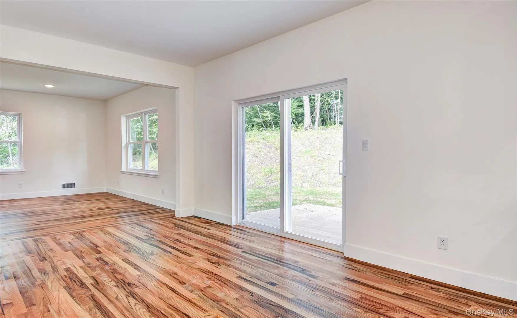 25 Tamarack Drive Photo 16