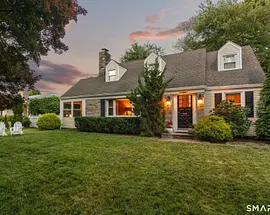 128 Soundview Court