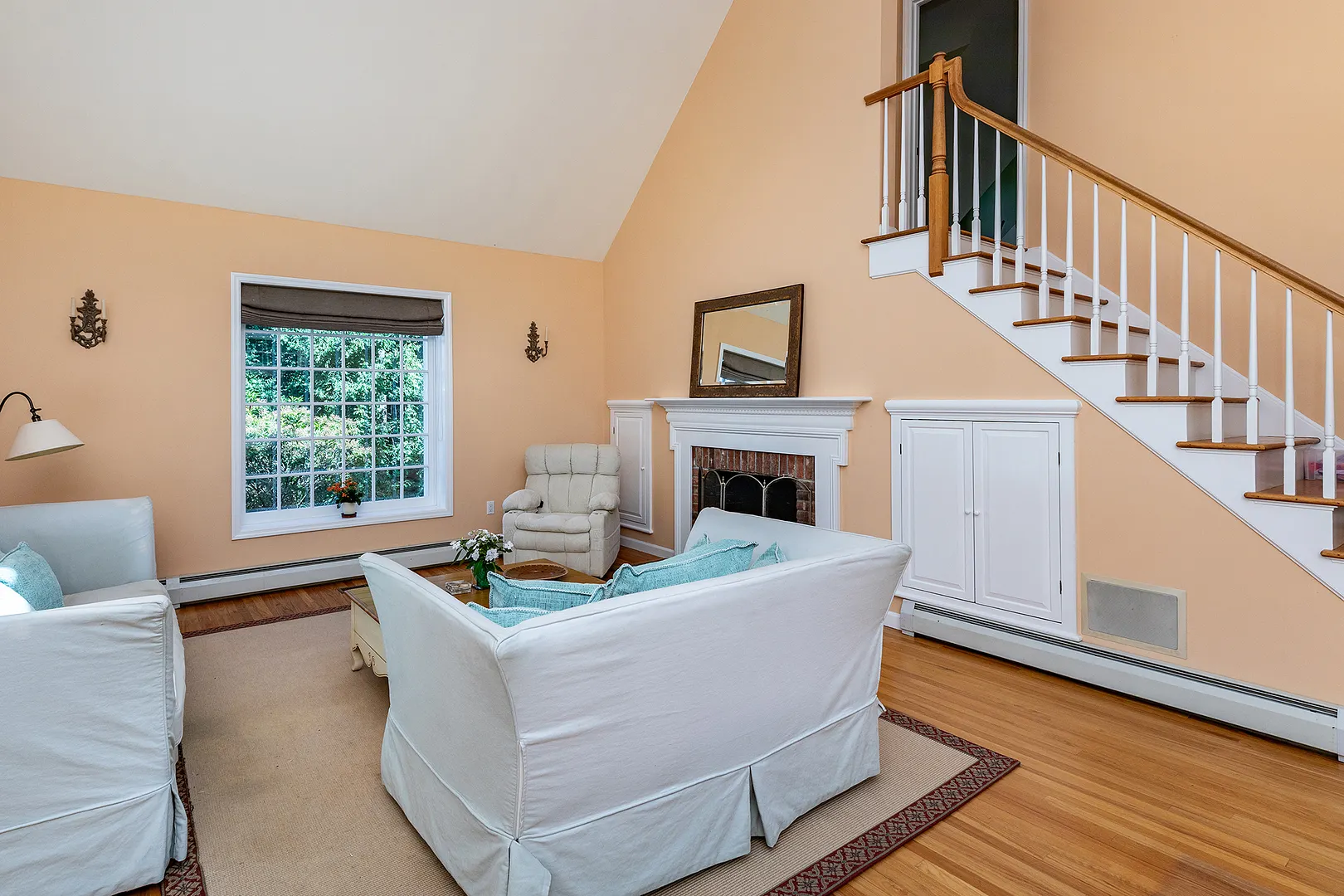 37 Woodruff Lane Photo 9