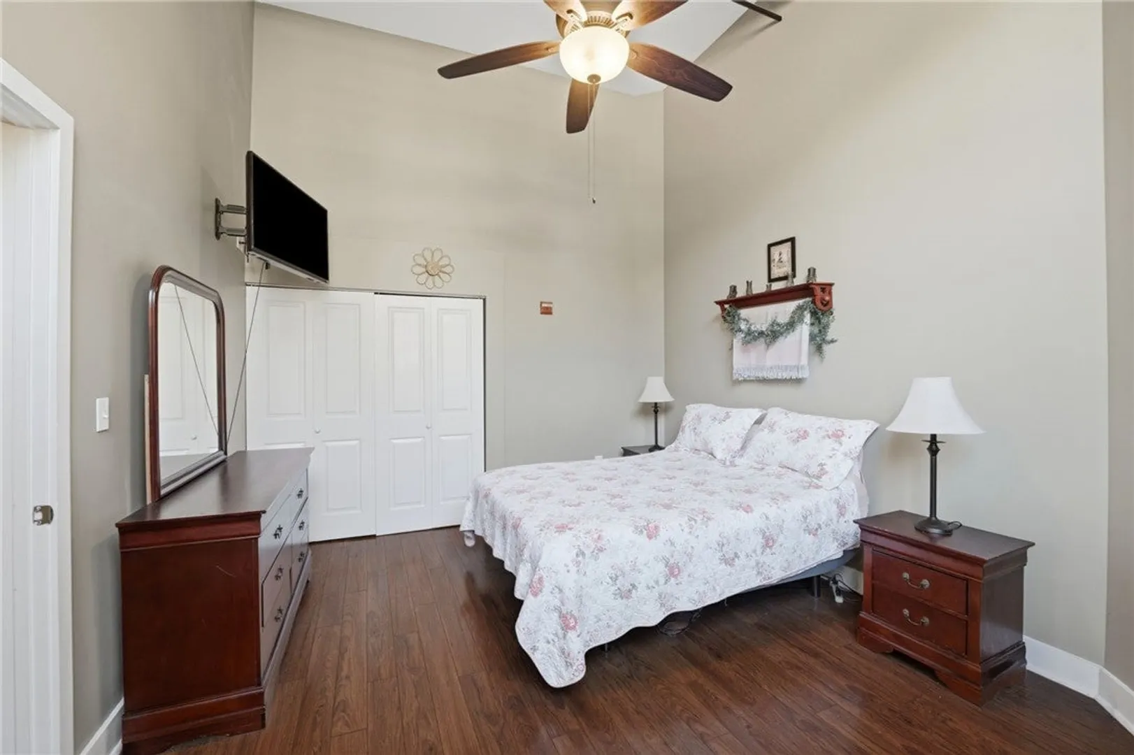 180 Allen Street  #101 Photo 15