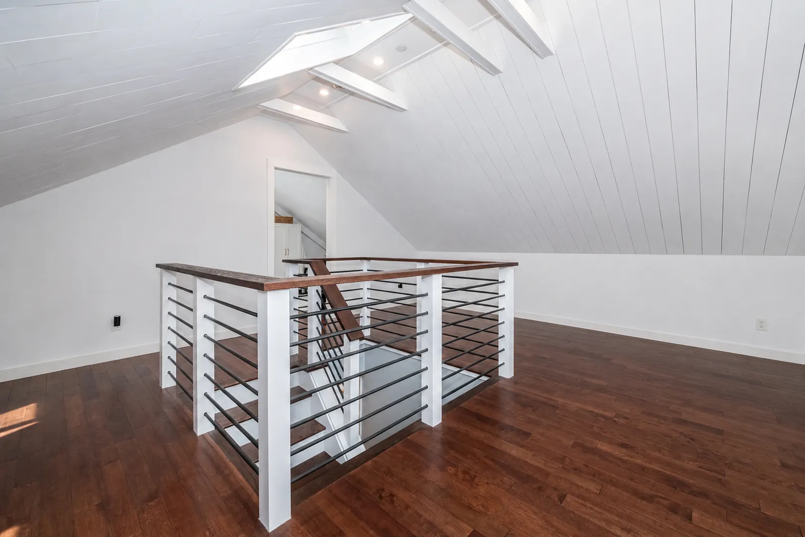 17 Bonnett Avenue Photo 32