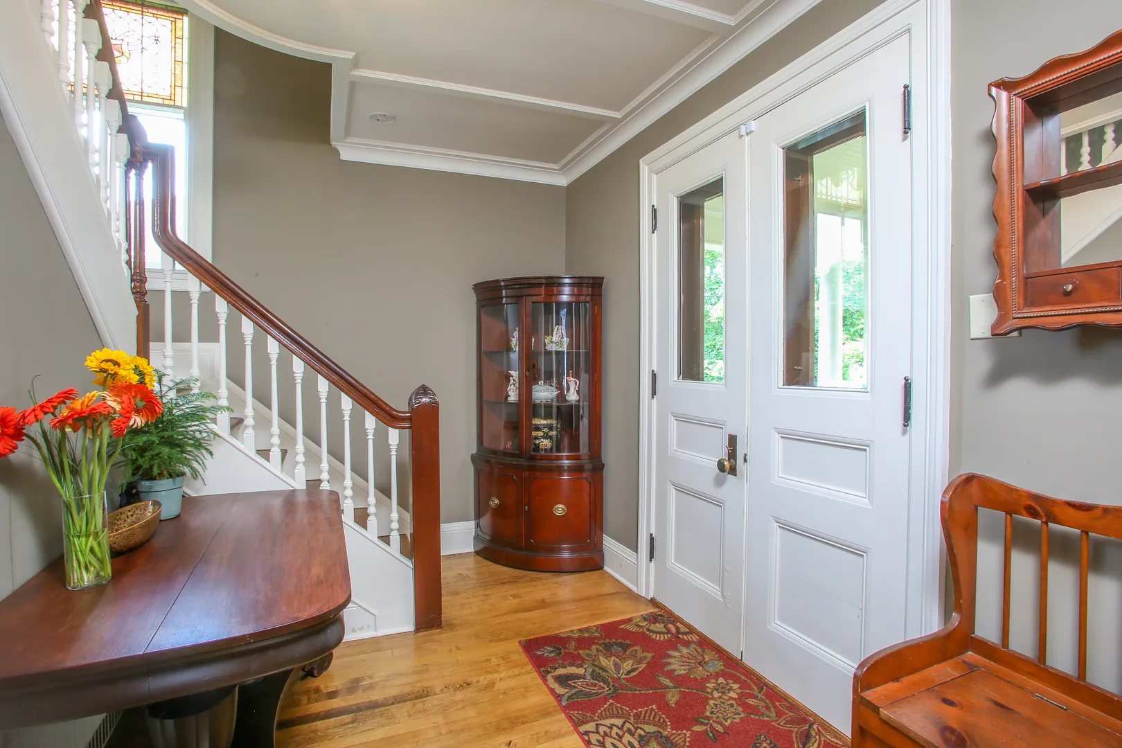 55 Marion Ave Photo 16
