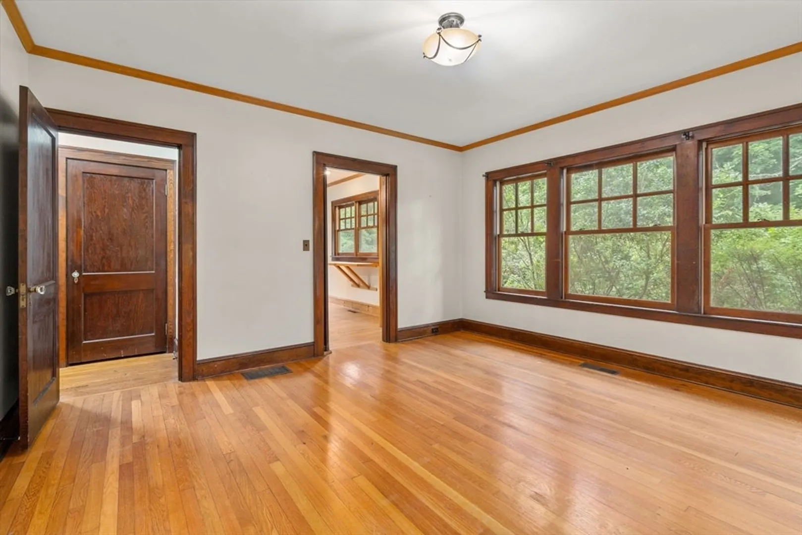 42 Harris St Photo 10