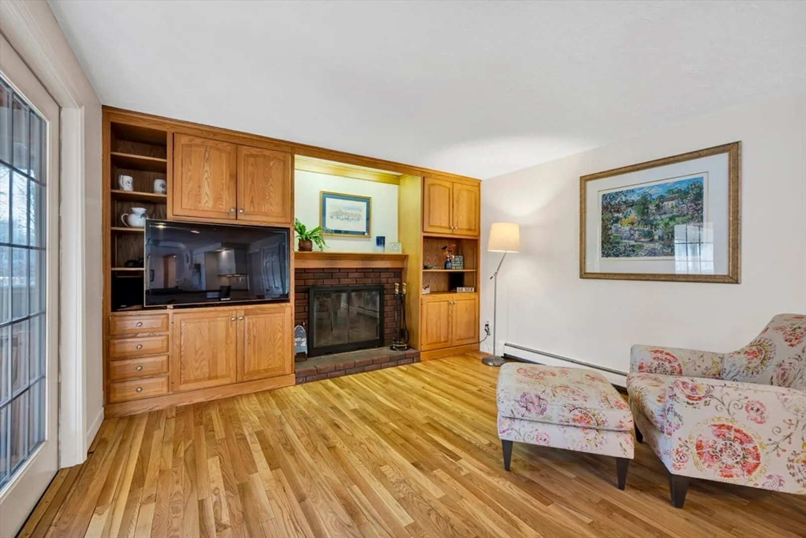 2 Woodpark Circle Photo 40