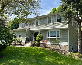 476 Wilson Street