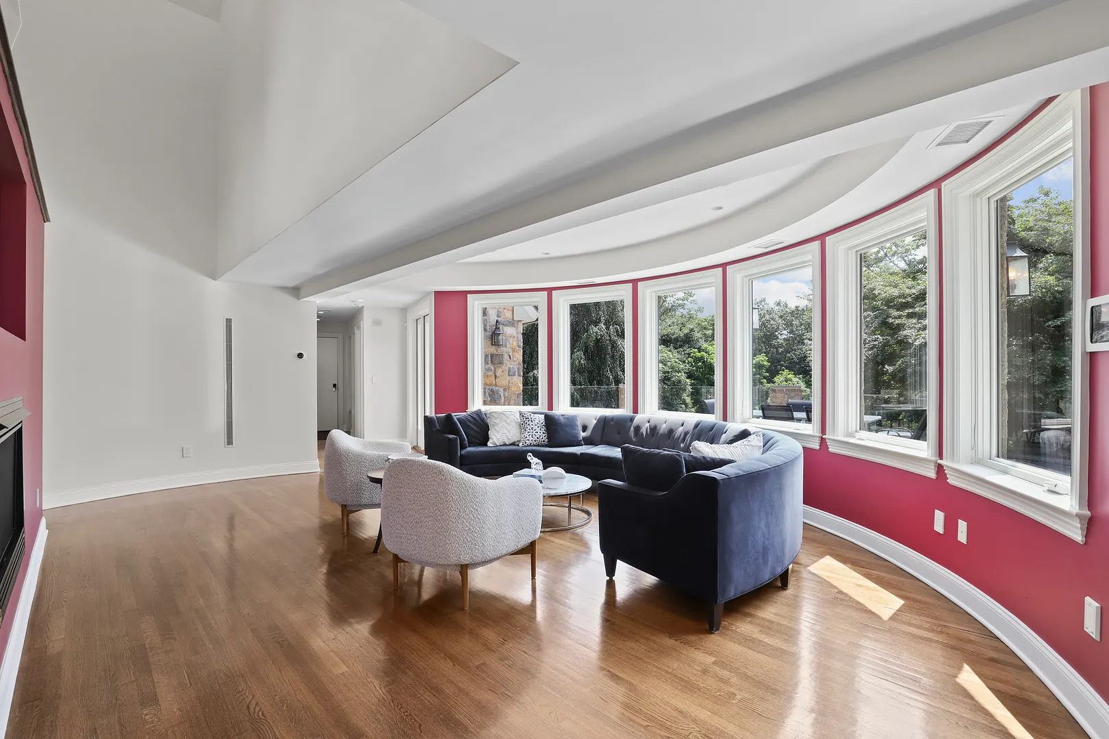 383 Woodlands Road Photo 16