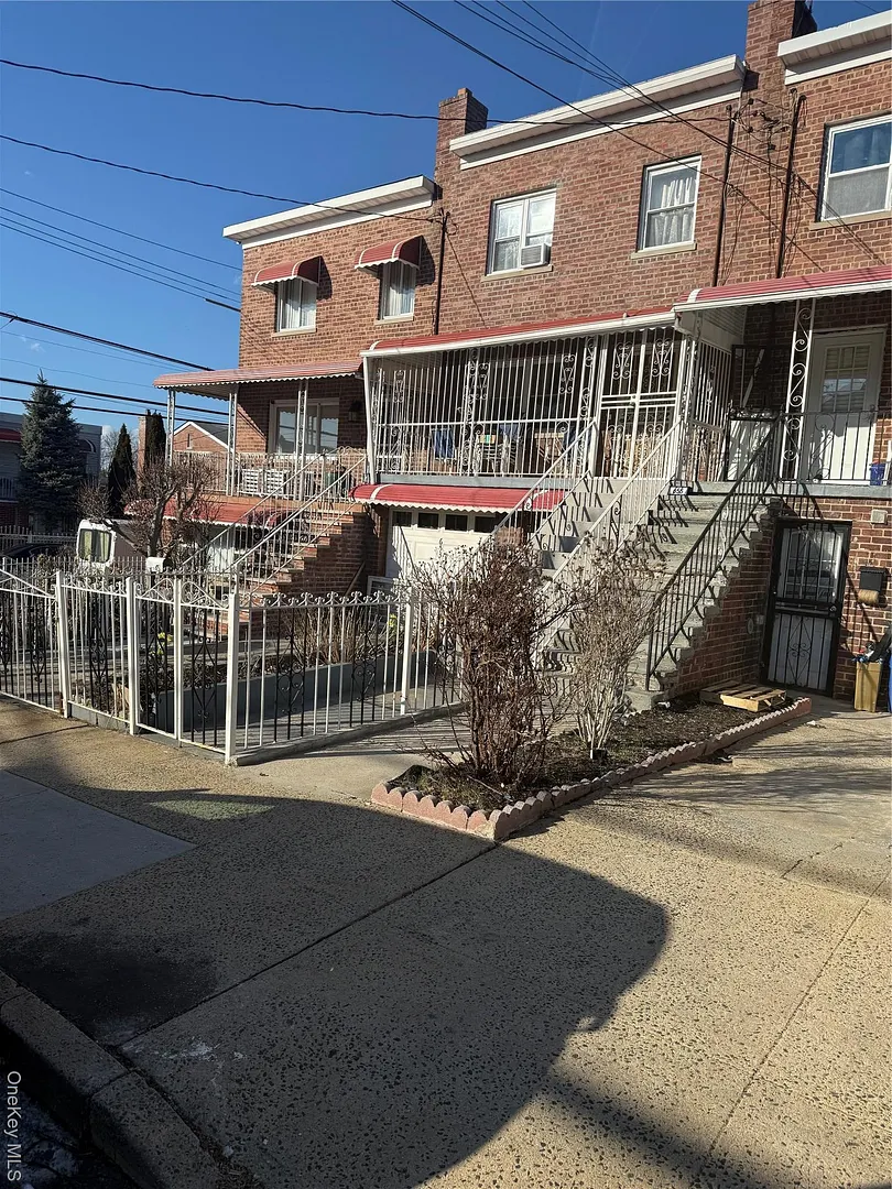 655 E 240th Street Photo 2