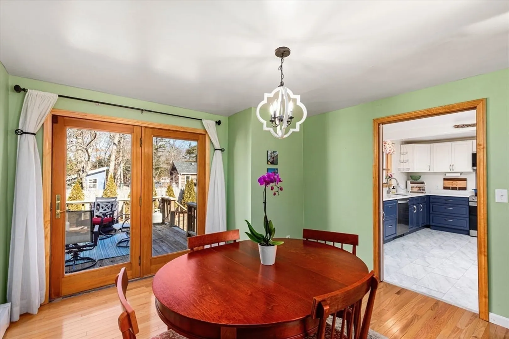 111 Reed Ave Photo 12