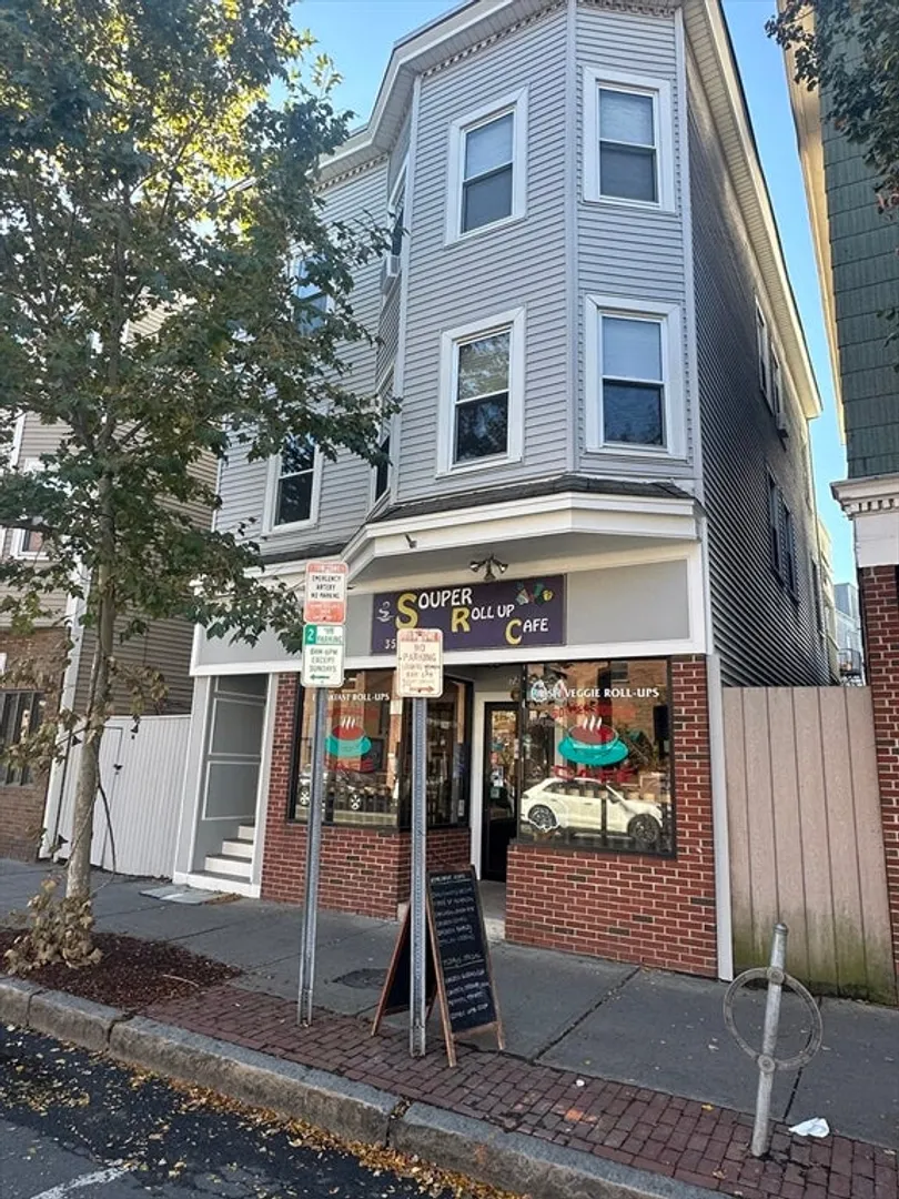 724-726 Cambridge Street Photo 2
