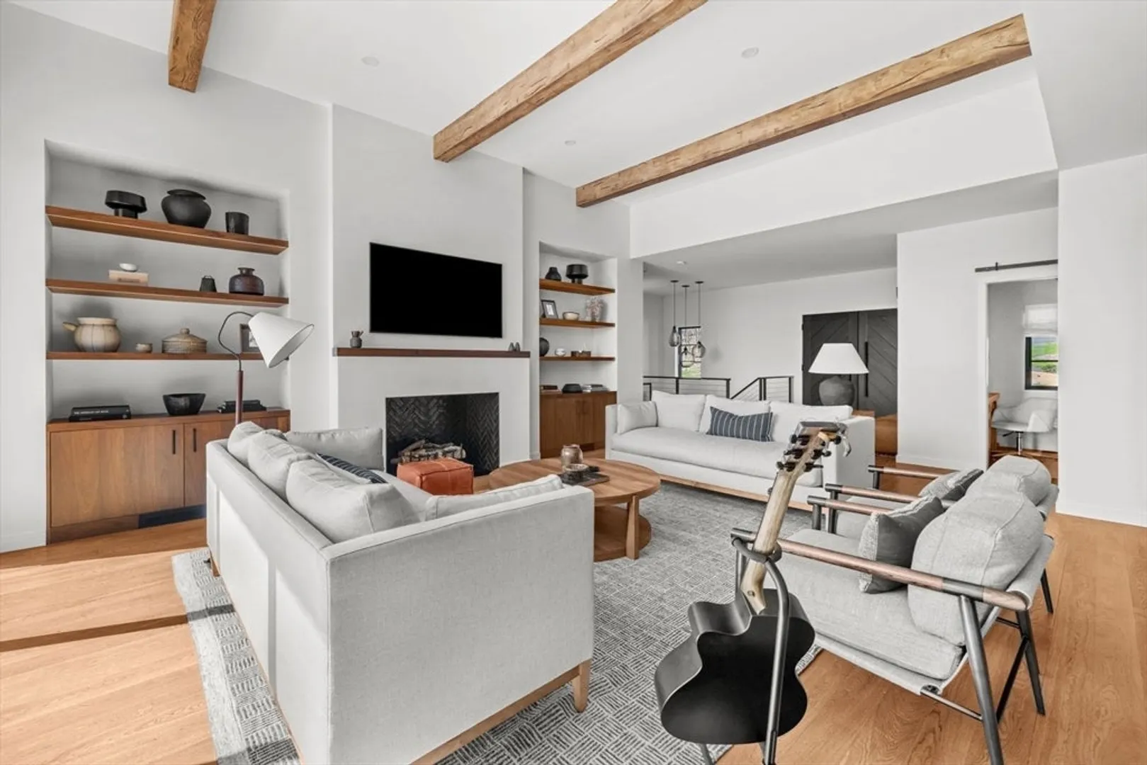 61 Green Avenue Photo 6