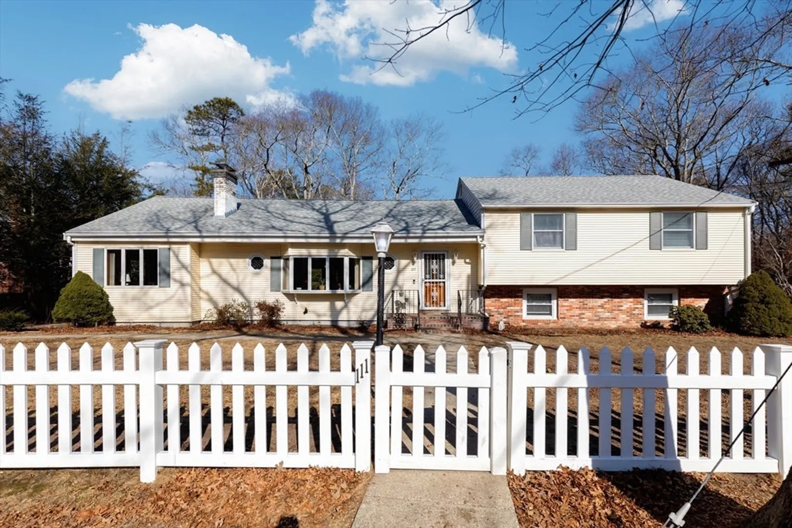 111 Reed Ave Photo 2