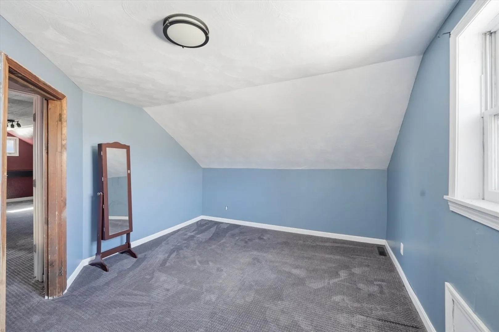 5 Torrey St Photo 17