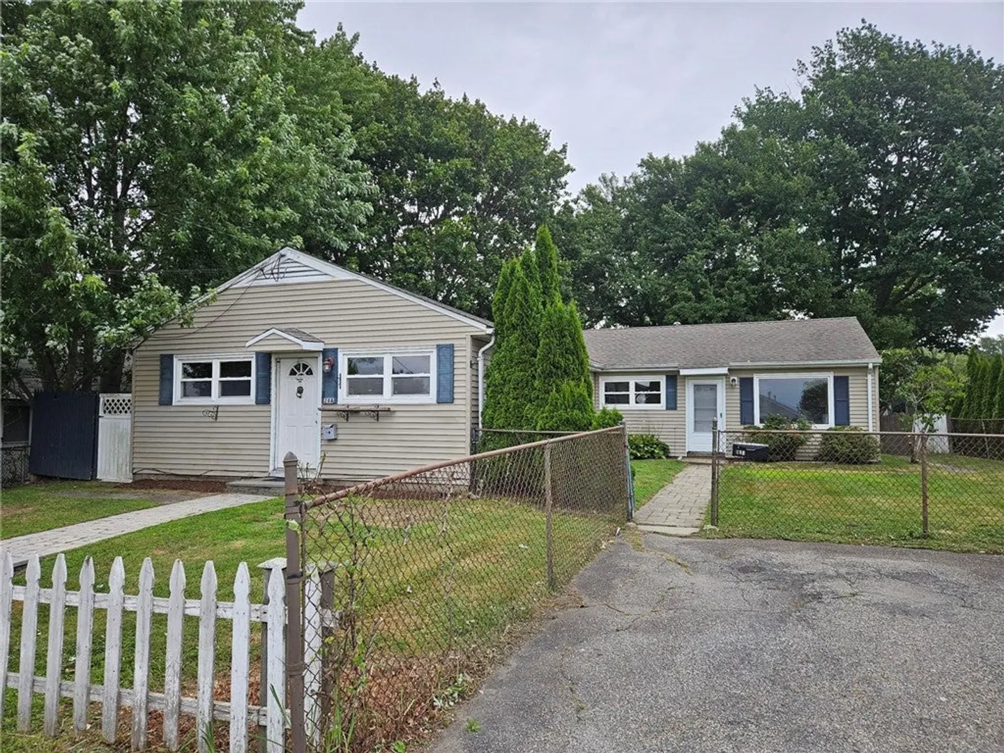 28 Ludlow Road Photo 1