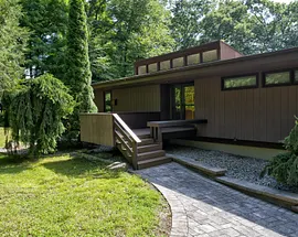 15 Brookridge Drive