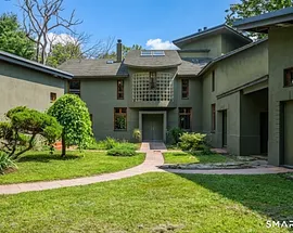 27 Ridge Road