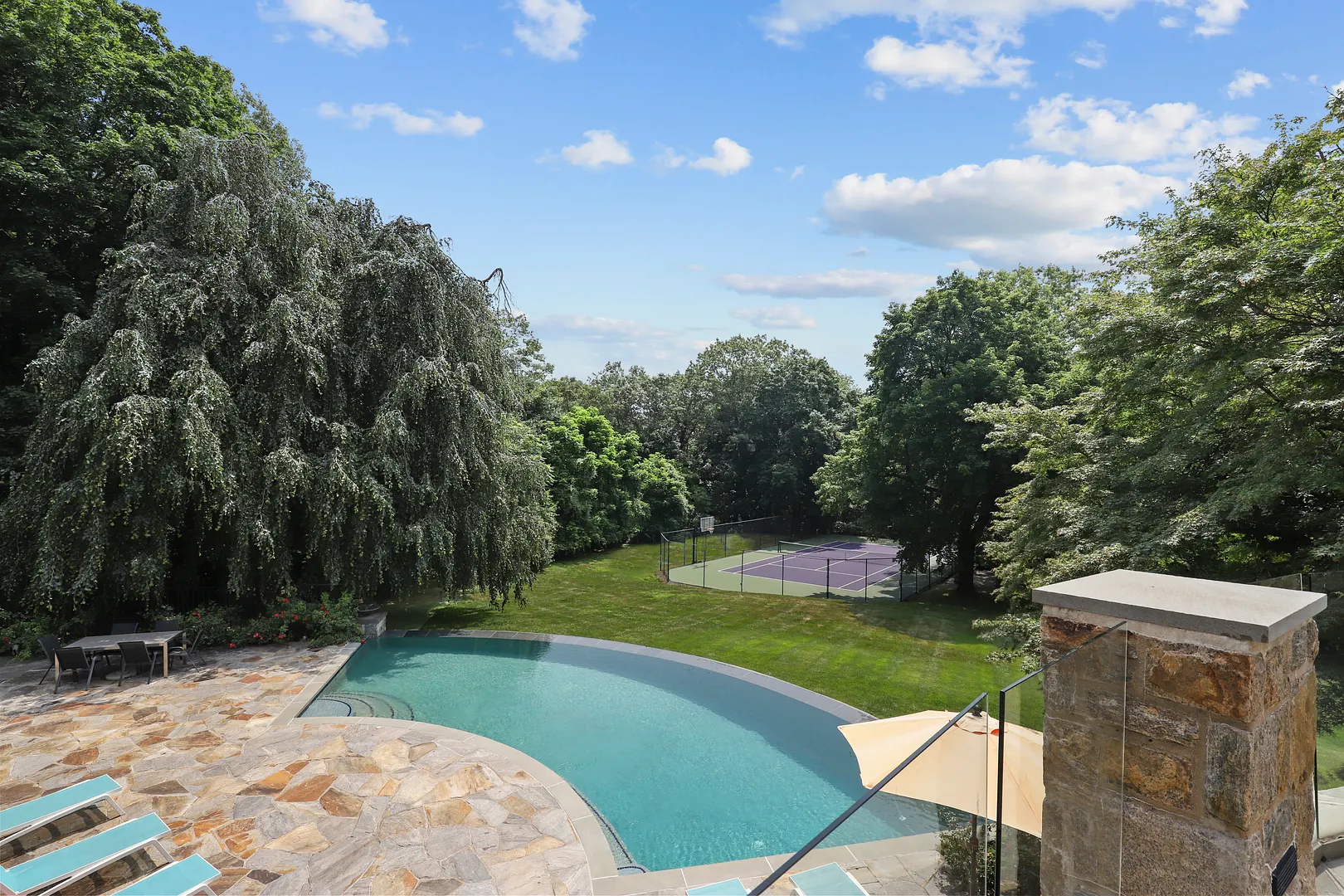 383 Woodlands Road Photo 39
