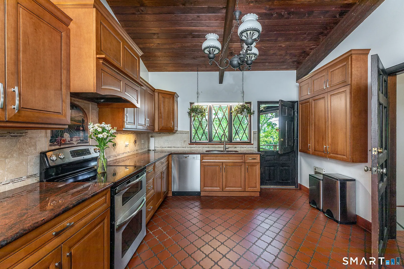 40 Sunset Drive Photo 12