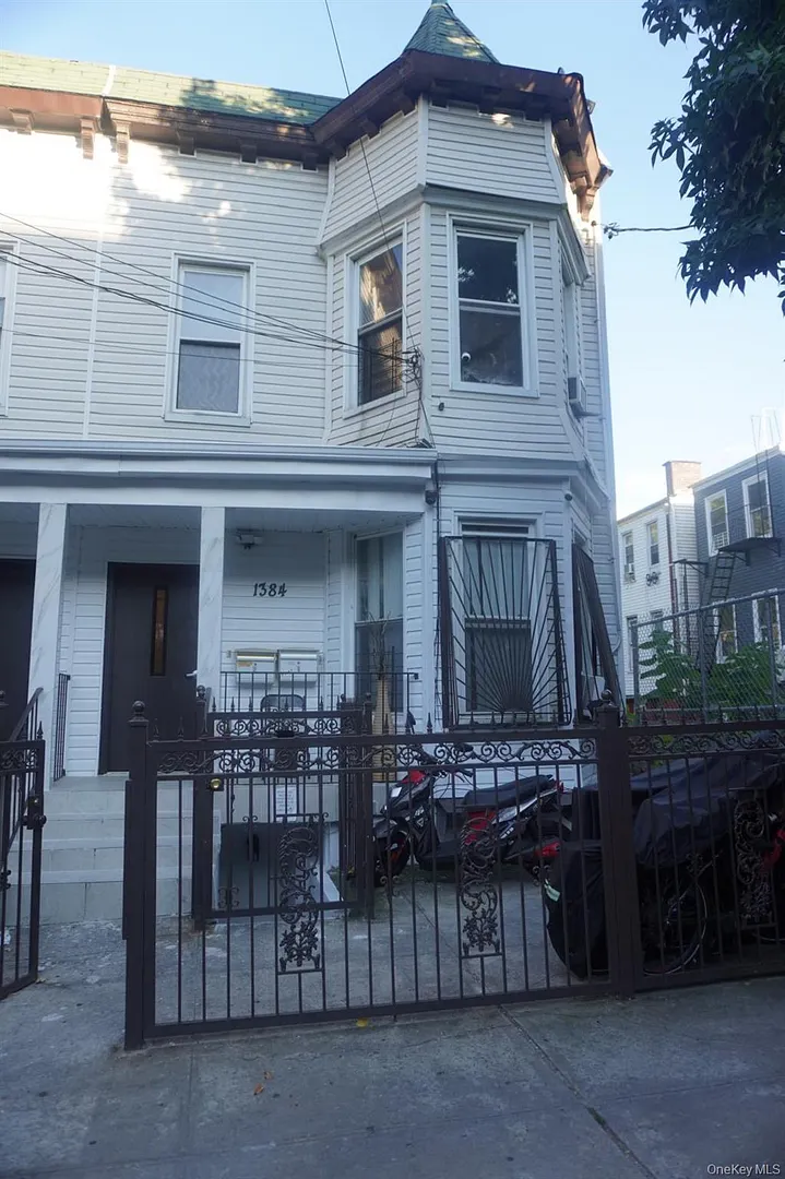 1384 Clinton Avenue Photo 2