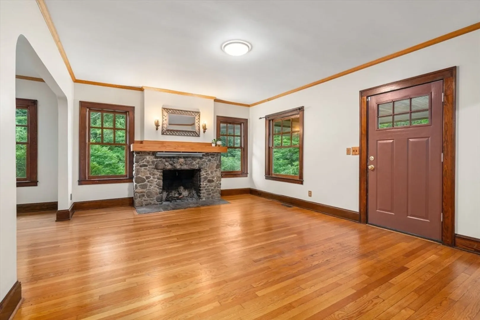 42 Harris St Photo 6