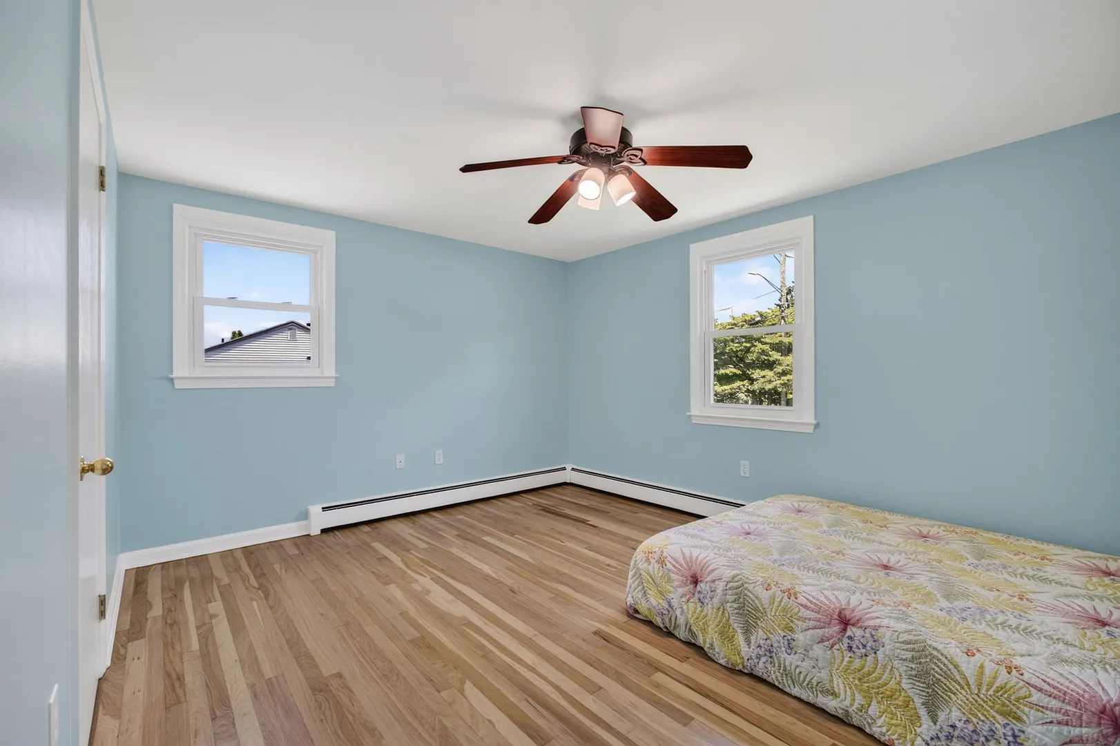 8 Pleasant Street Photo 22