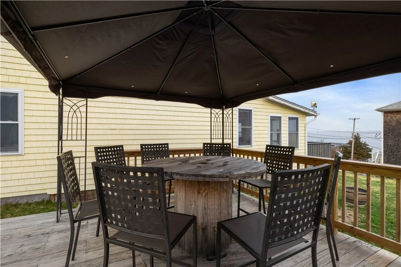 026 Pier Road Photo 4
