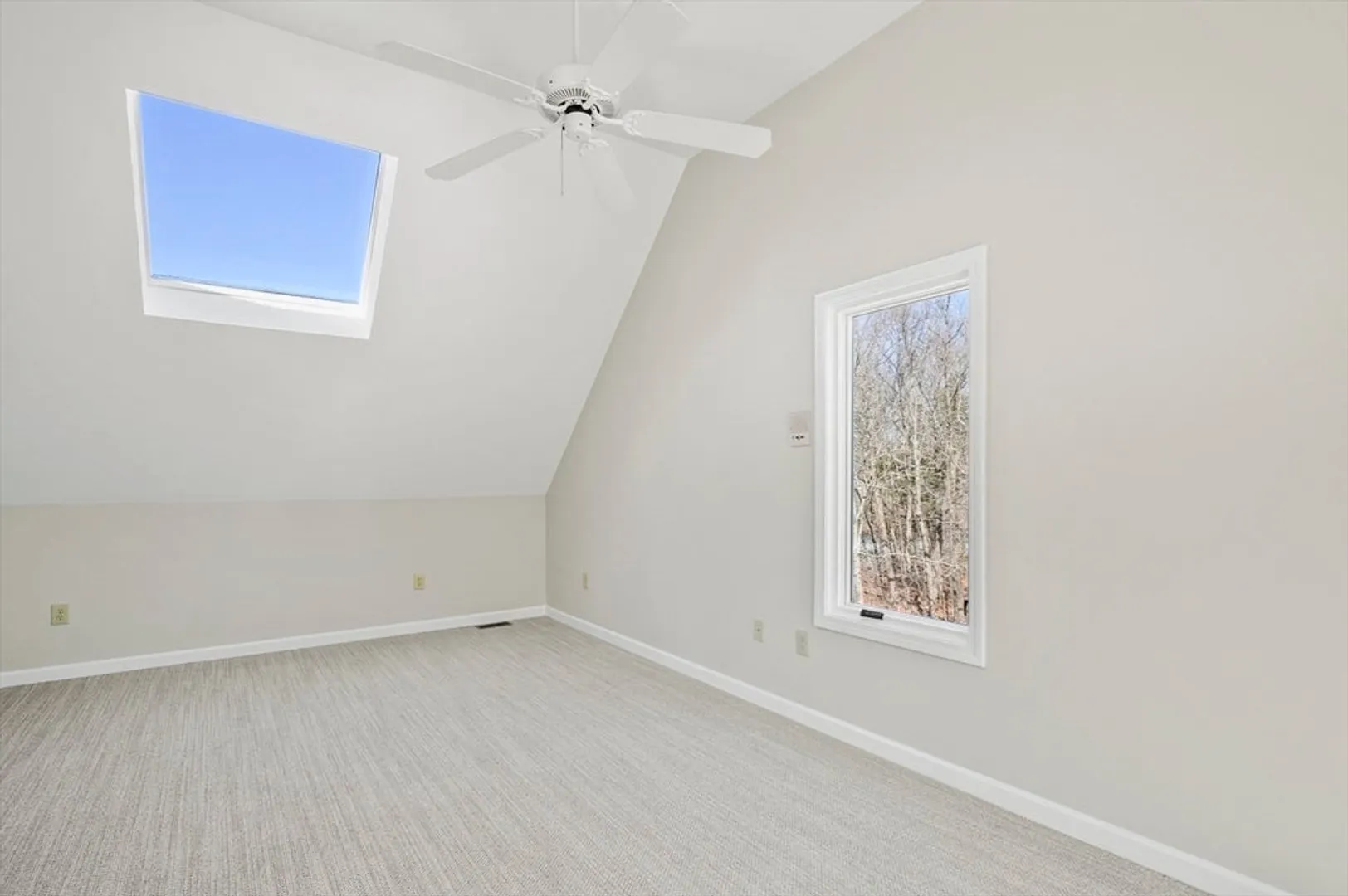 48 Wildflower Drive Photo 25