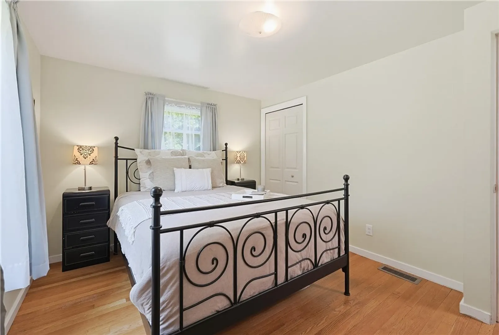 15 Austin Drive Photo 19
