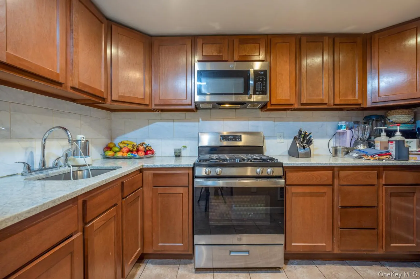 280 1st Street Photo 11